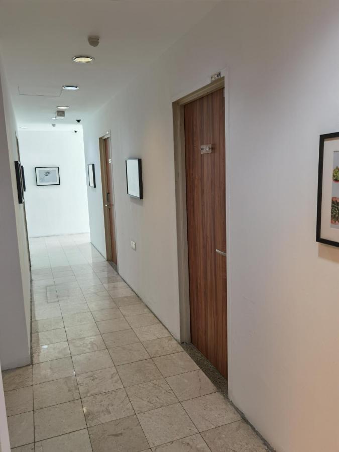 New Town Hotel Usj Sentral Субанґ-Джая Екстер'єр фото