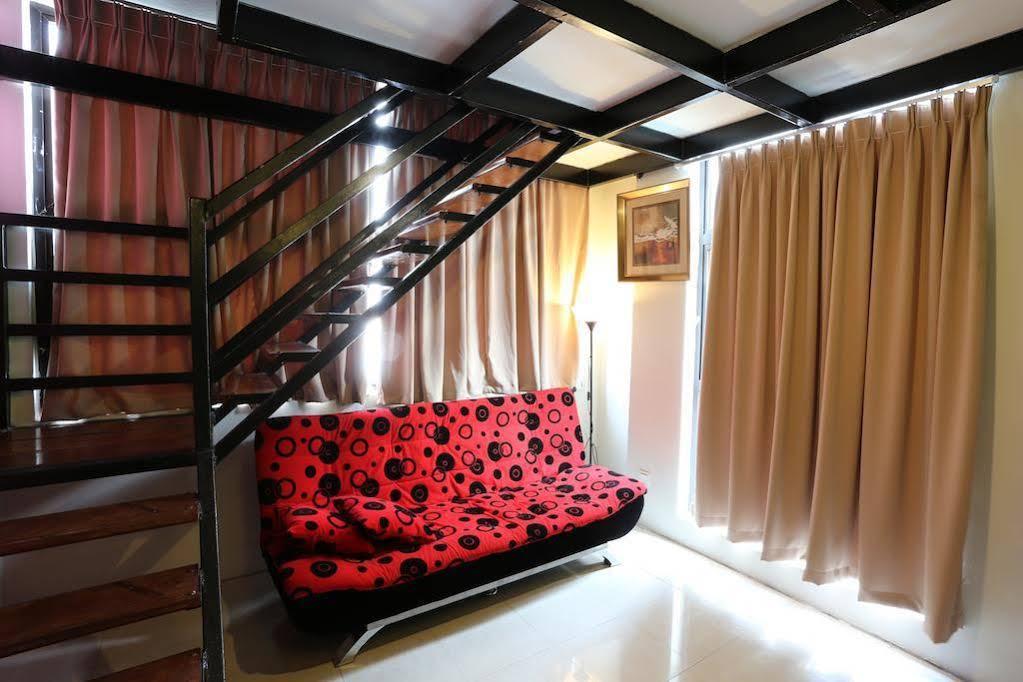New Town Hotel Usj Sentral Субанґ-Джая Екстер'єр фото