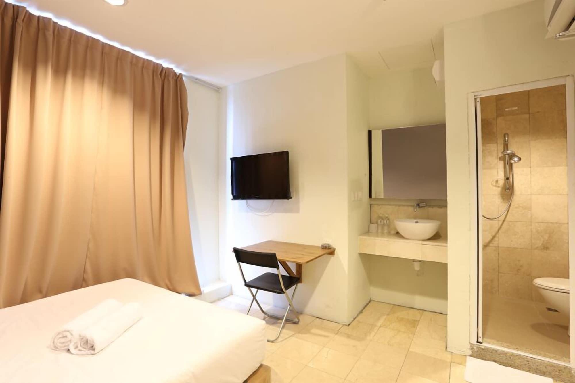 New Town Hotel Usj Sentral Субанґ-Джая Екстер'єр фото