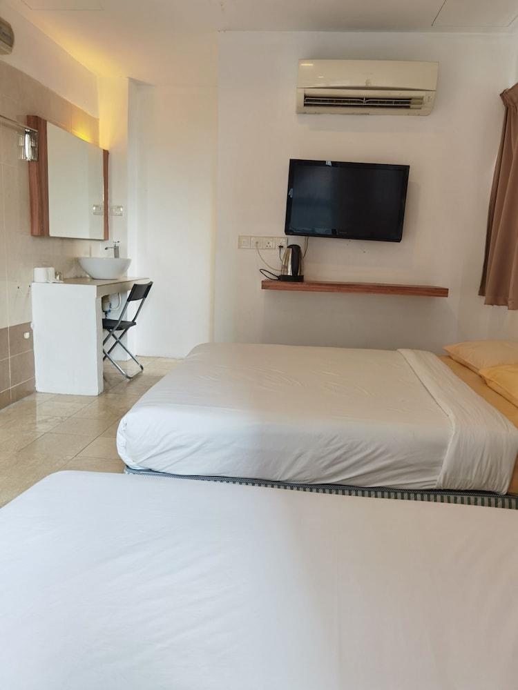 New Town Hotel Usj Sentral Субанґ-Джая Екстер'єр фото